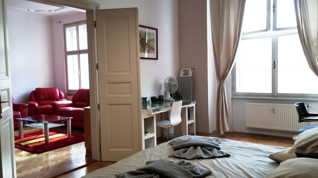 Apartment Balbinova Prague Phòng bức ảnh